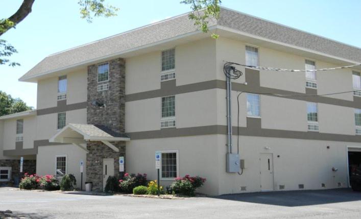 Gamble Farm Inn And Suites Jersey Shore Dış mekan fotoğraf